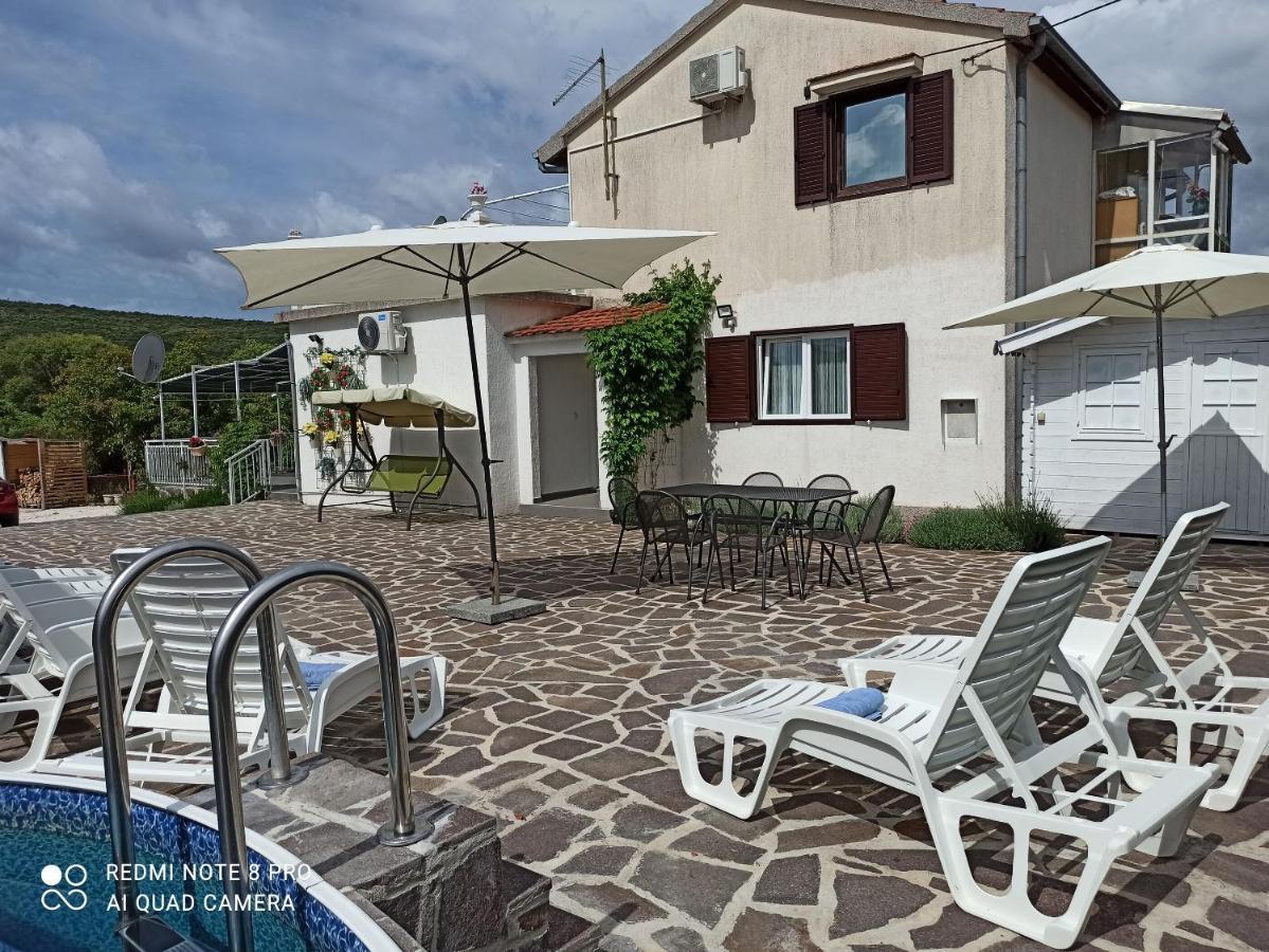 Apartment Snjezana 산책길 외부 사진