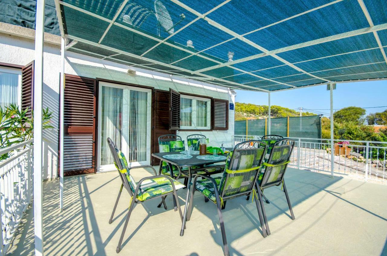 Apartment Snjezana 산책길 외부 사진
