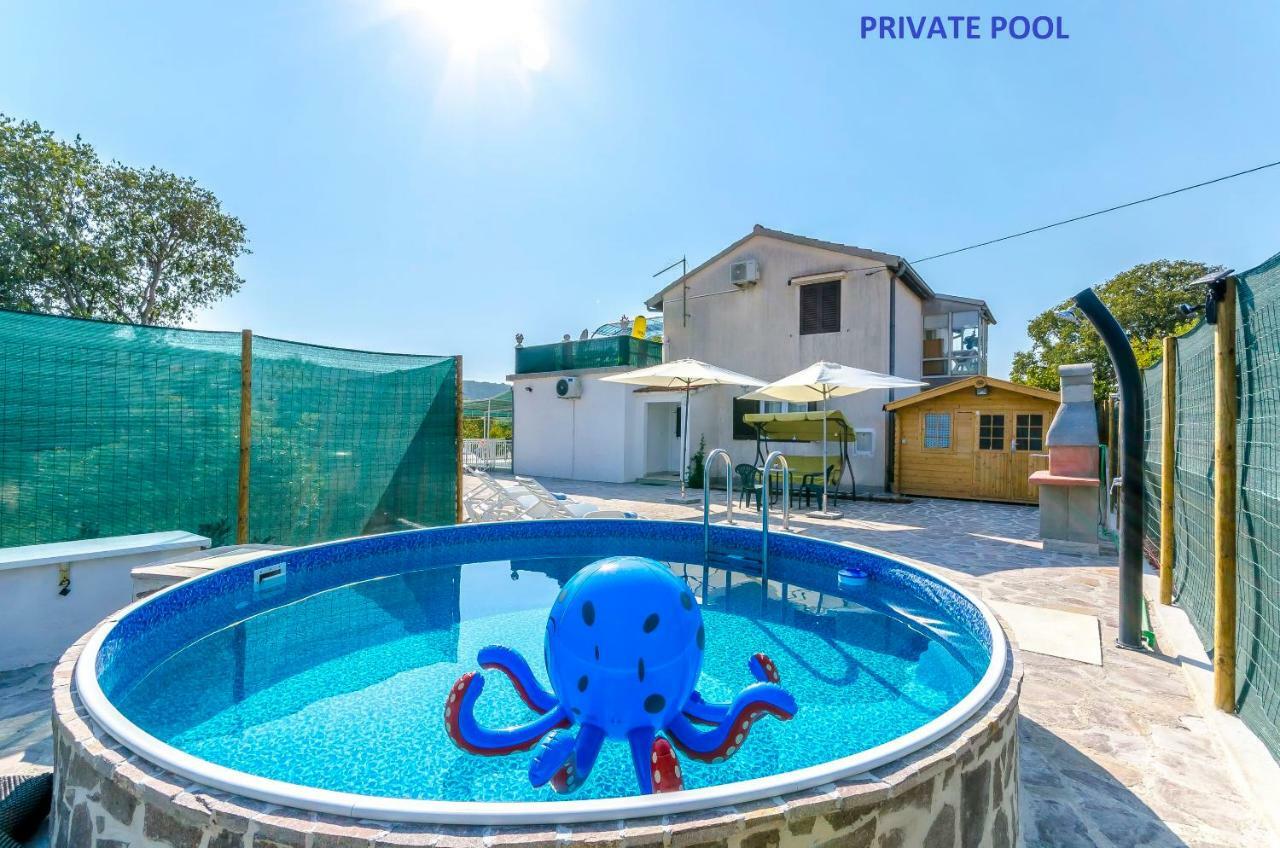 Apartment Snjezana 산책길 외부 사진